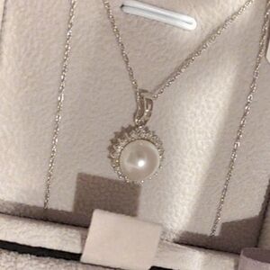 14K White Gold Necklace,Pearl with Diamonds Pendant